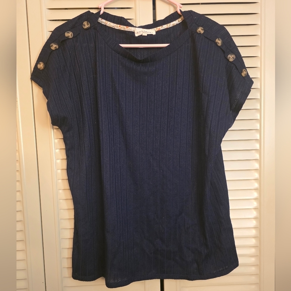 Retrology Midnight Blue Button-Accent Blouse